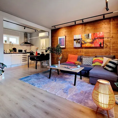 度假居 Historic Charm In The Heart Of 卑爾根