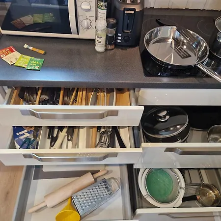 펜션 Historic Charm In The Heart Of *