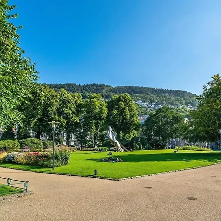 펜션 Historic Charm In The Heart Of 베르겐